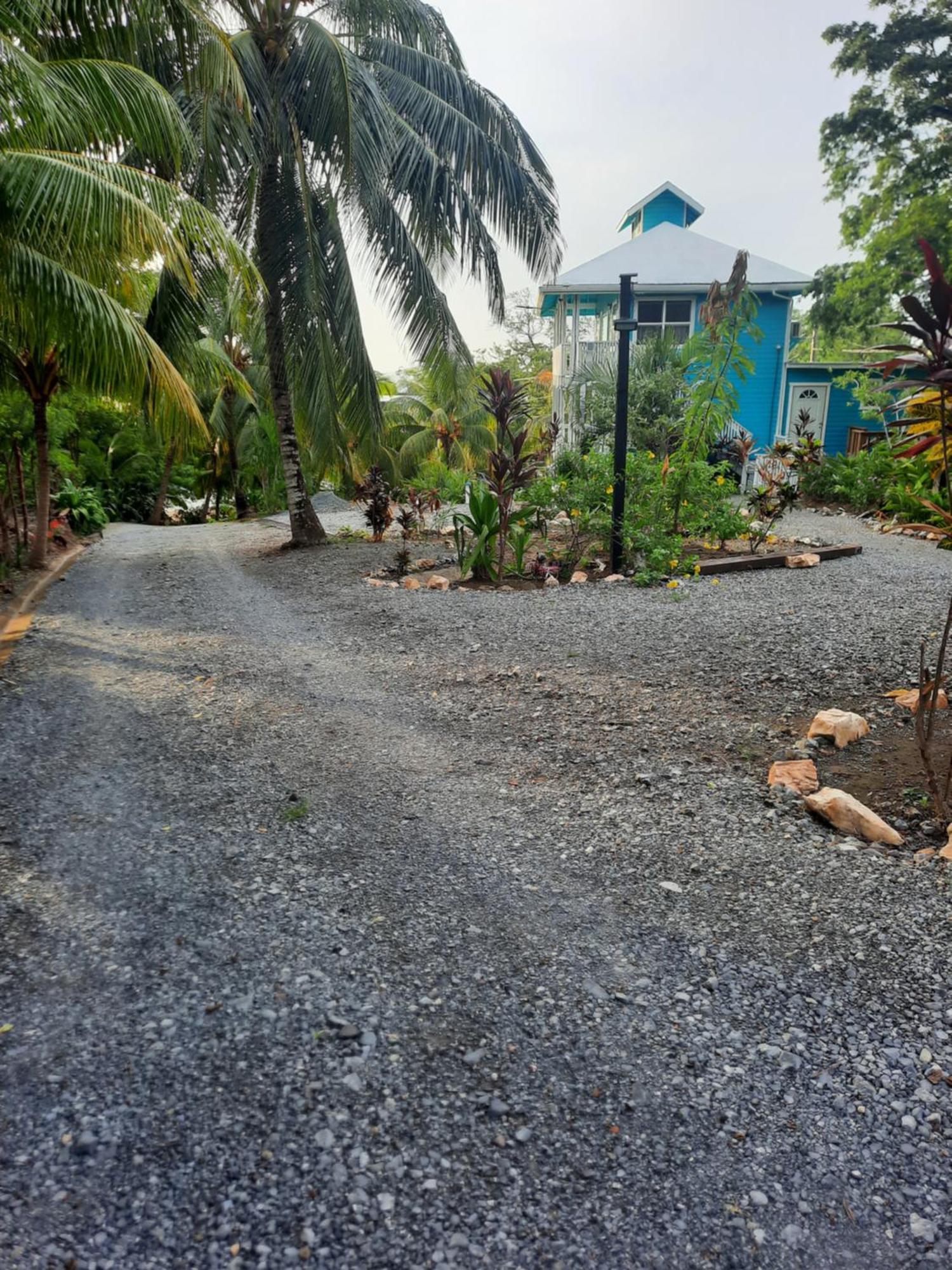 Guava Grove Resort & Villas Sandy Bay Exterior photo